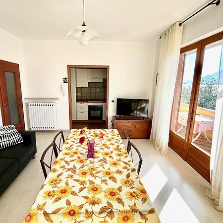 Casa Edda Apartment Brenzone sul Garda Luaran gambar